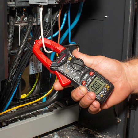 КВТ Токовые клещи цифровые KT 206B КВТ Токовые клещи цифровые KT 206B