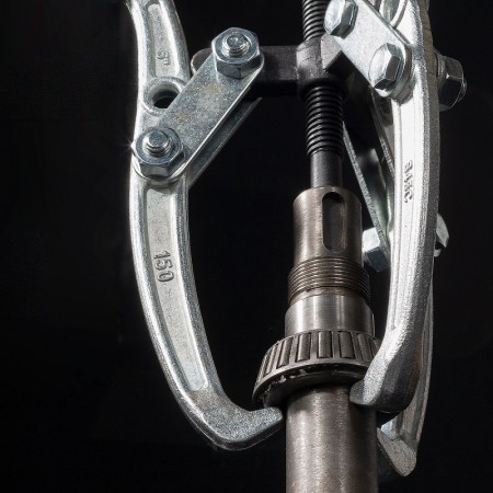 КВТ Съемник механический трехлапковый СМ-80Т 82125 KVT КВТ Съемник механический трехлапковый СМ-80Т 82125 KVT